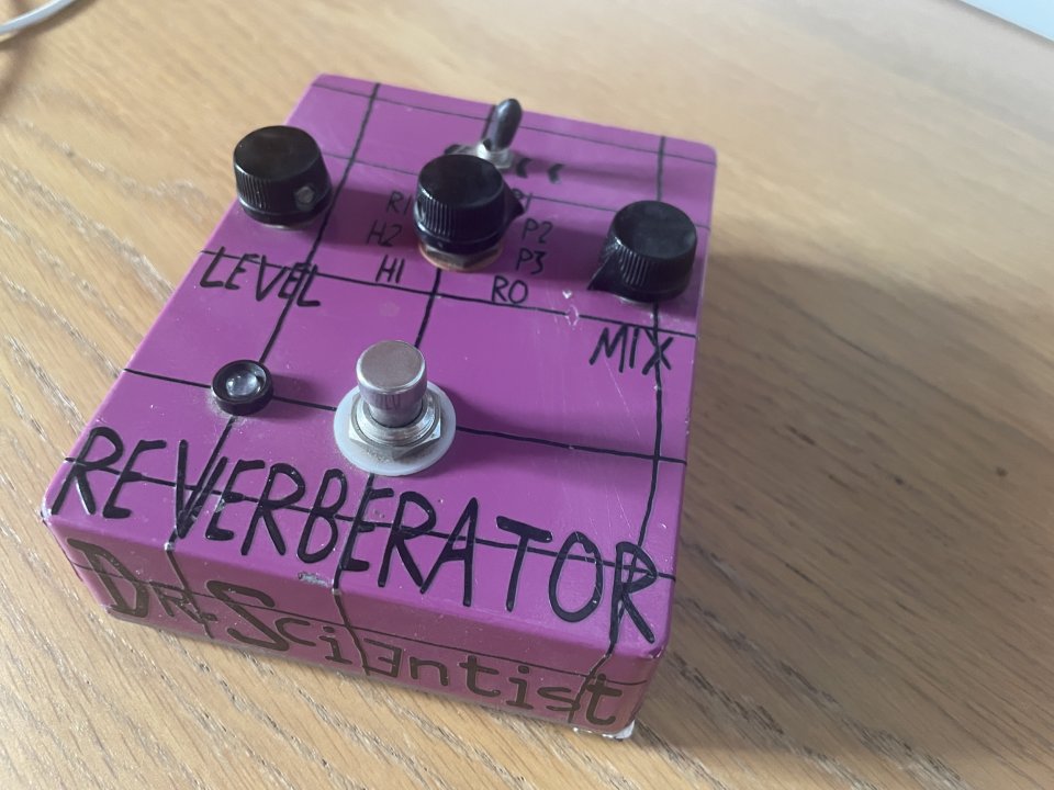 Dr Scientist Reverberator Reverb Pedal de segunda mano · Foto 2 de 3 · Sevilla · 200 €