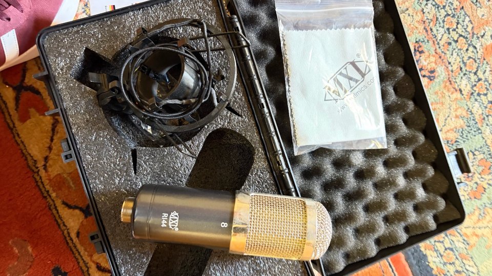 Micro de cinta MXL R144 de segunda mano · Foto 4 de 4 · Pontevedra · 100 €