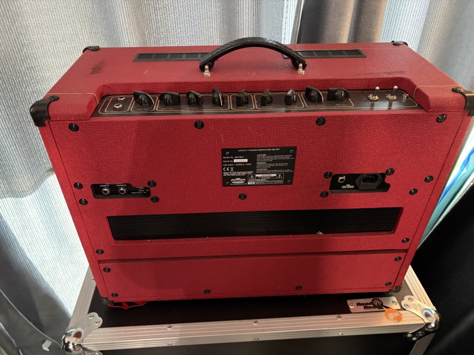 Vox AC15C1 15W Combo a Válvulas de segunda mano · Foto 4 de 6 · Málaga · 450 €