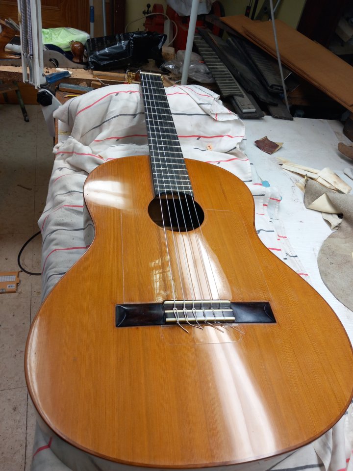 Guitarra Flamenca de segunda mano · Foto 1 de 10 · Córdoba · 1000 €