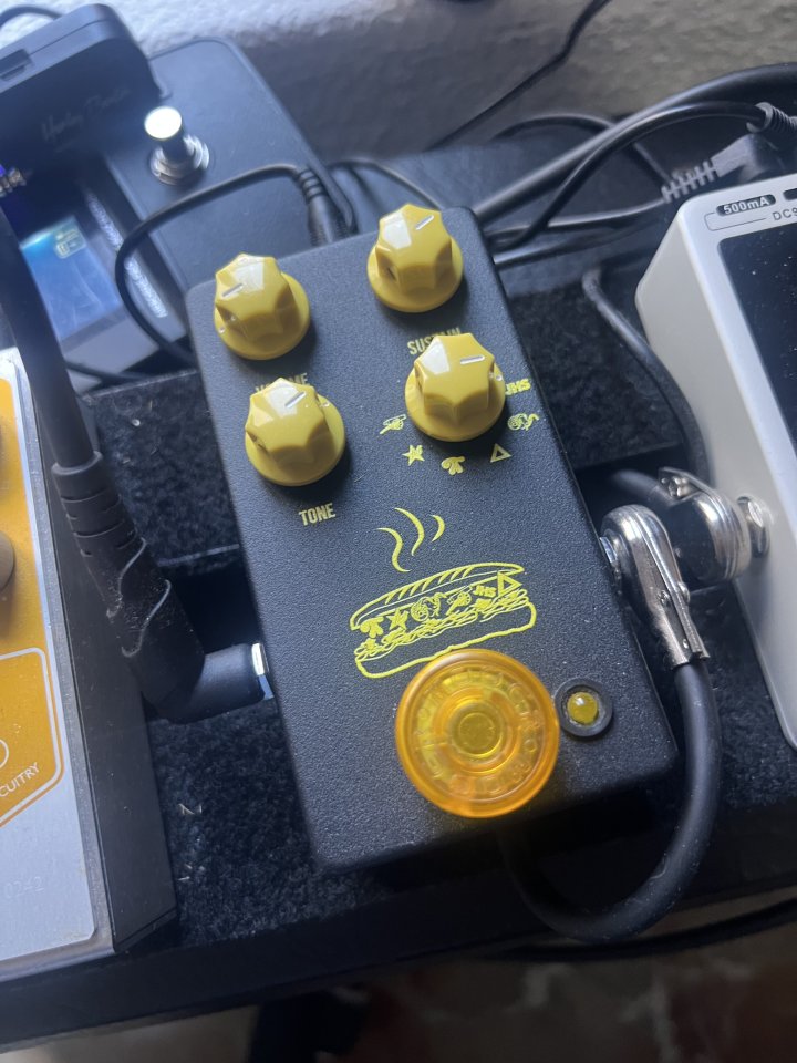 Pedal Fuzz JHS Muffuleta