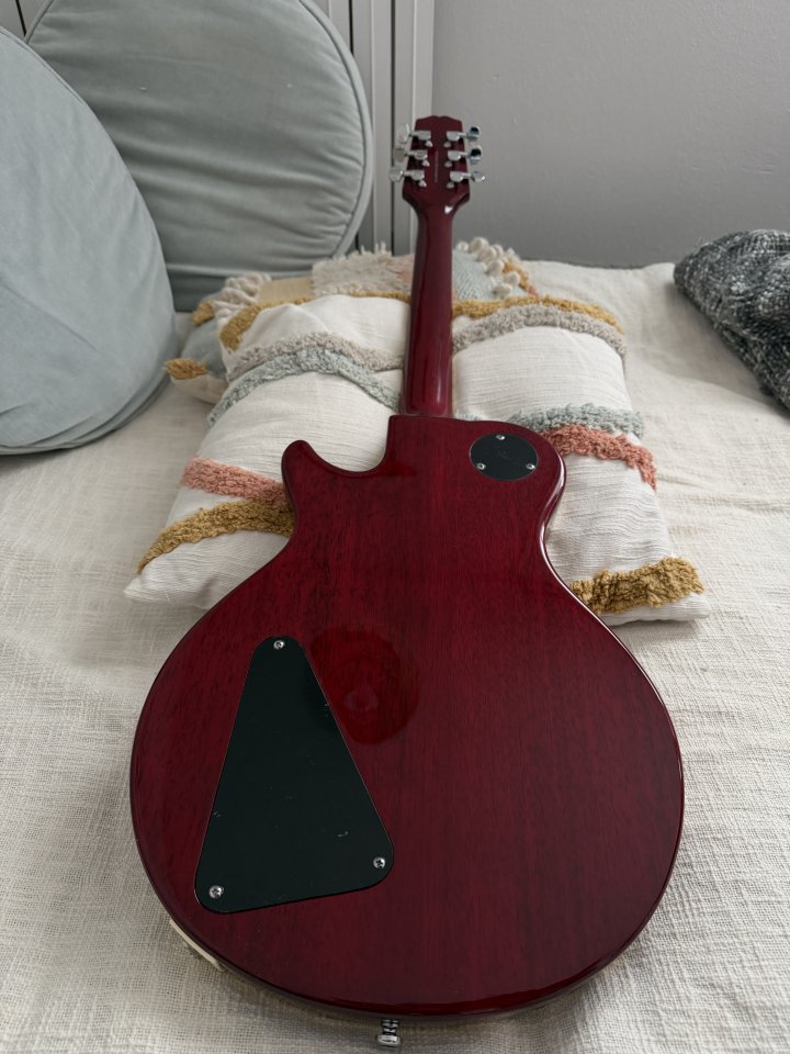 Hamer Monaco - Cherry Sunburst