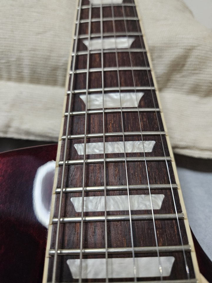 Gibson les paul studio 2026 de segunda mano · Foto 3 de 5 · La Rioja · 1200 €