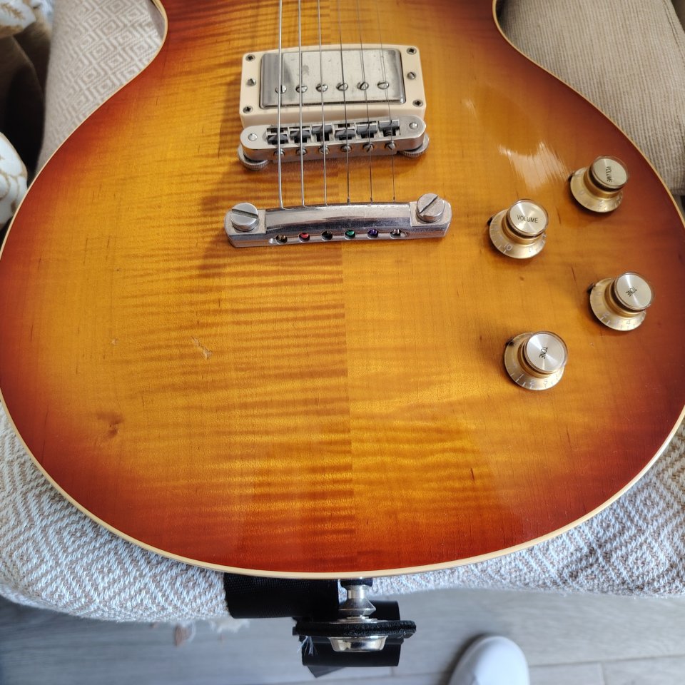 Cambio Gibson les paul standard plus de segunda mano · Foto 3 de 6 · Sevilla