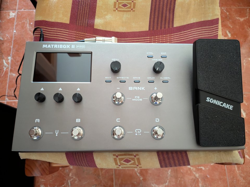 Sonicake Matribox 2 Pro de segunda mano · Foto 1 de 6 · Alicante · 160 €