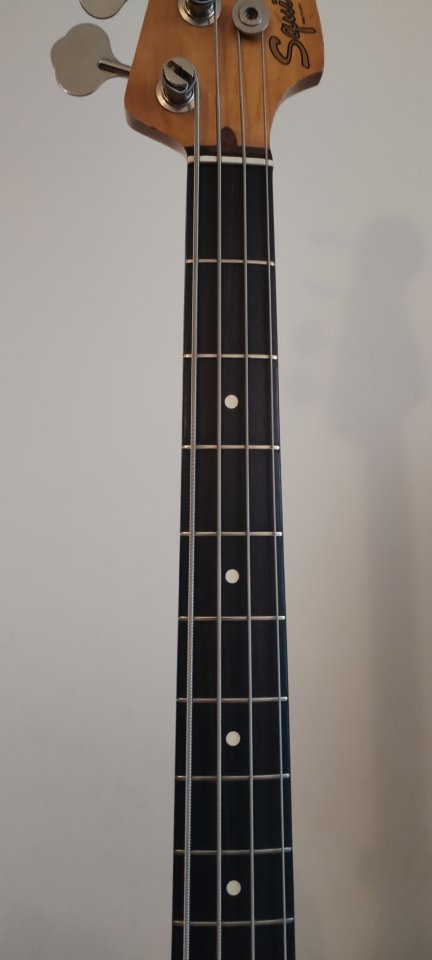 Squier Precision Japan A Series 1985/1986 PRECIO FINAL de segunda mano · Foto 4 de 10 · Gipuzkoa · 890 €
