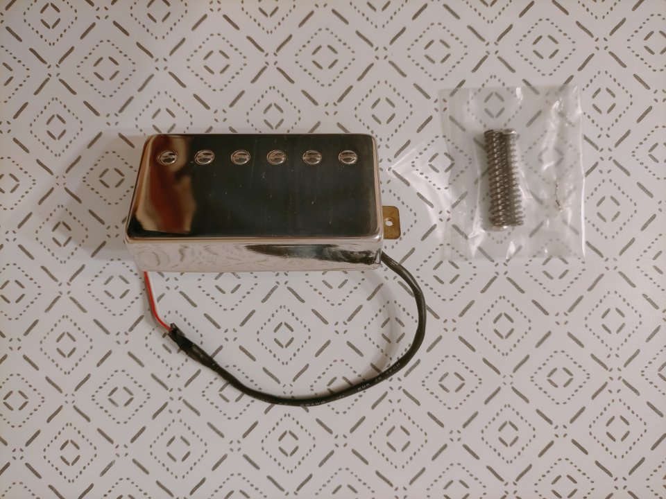 Pastilla humbucker Yamaha Pacífica 311H