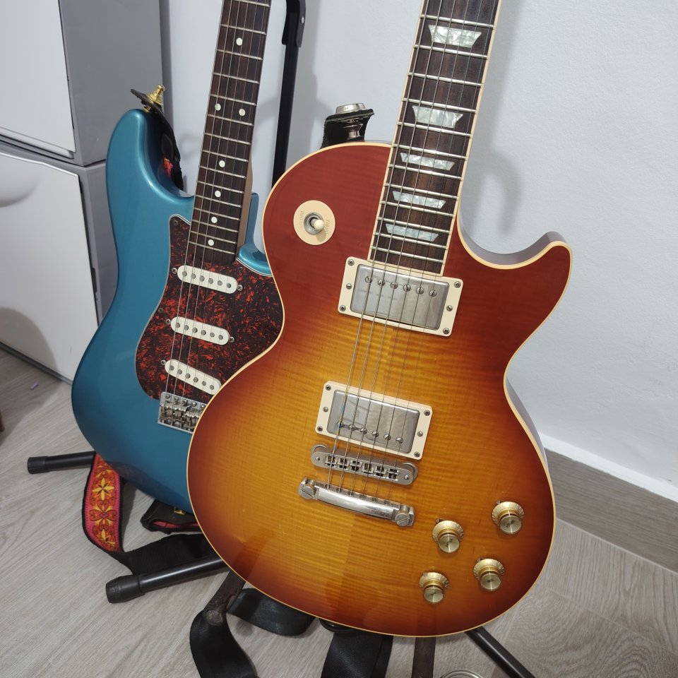 Cambio Gibson les paul standard plus de segunda mano · Foto 4 de 6 · Sevilla