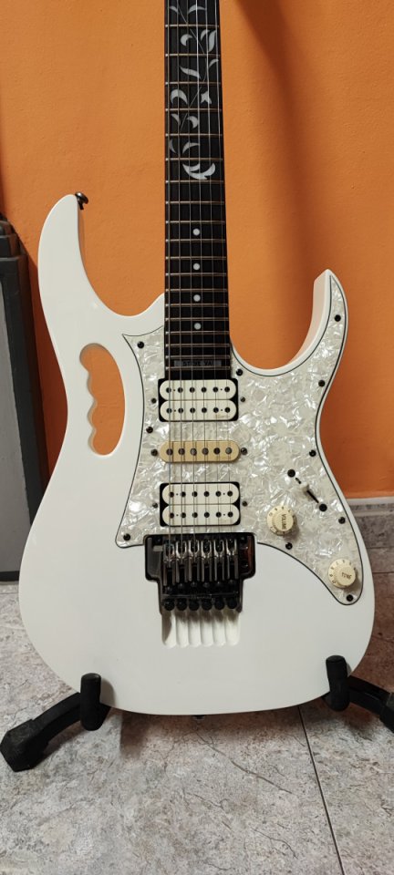 Ibanez Jem 555