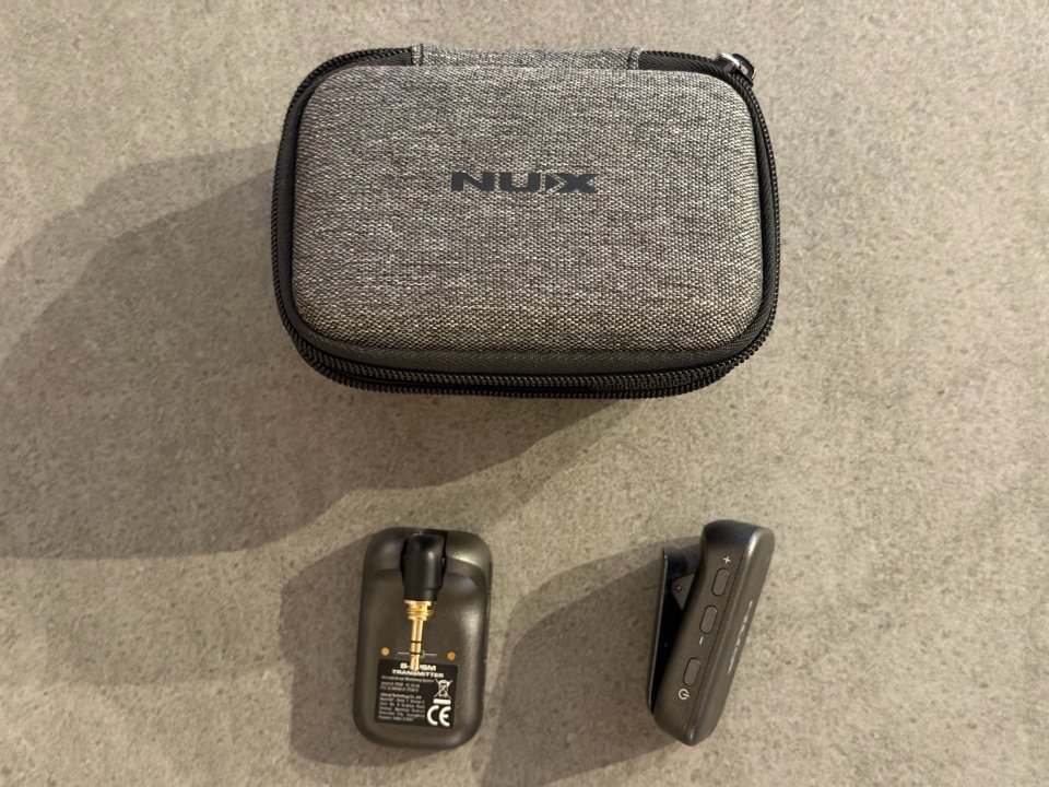 NUX B-7 PSM Sistema Monitoraje In Ear de segunda mano · Foto 2 de 5 · Alicante · 95 €