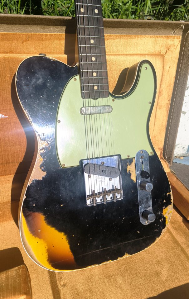 Fender Custom 60's telecaster heavy relic ¡COMO NUEVA!