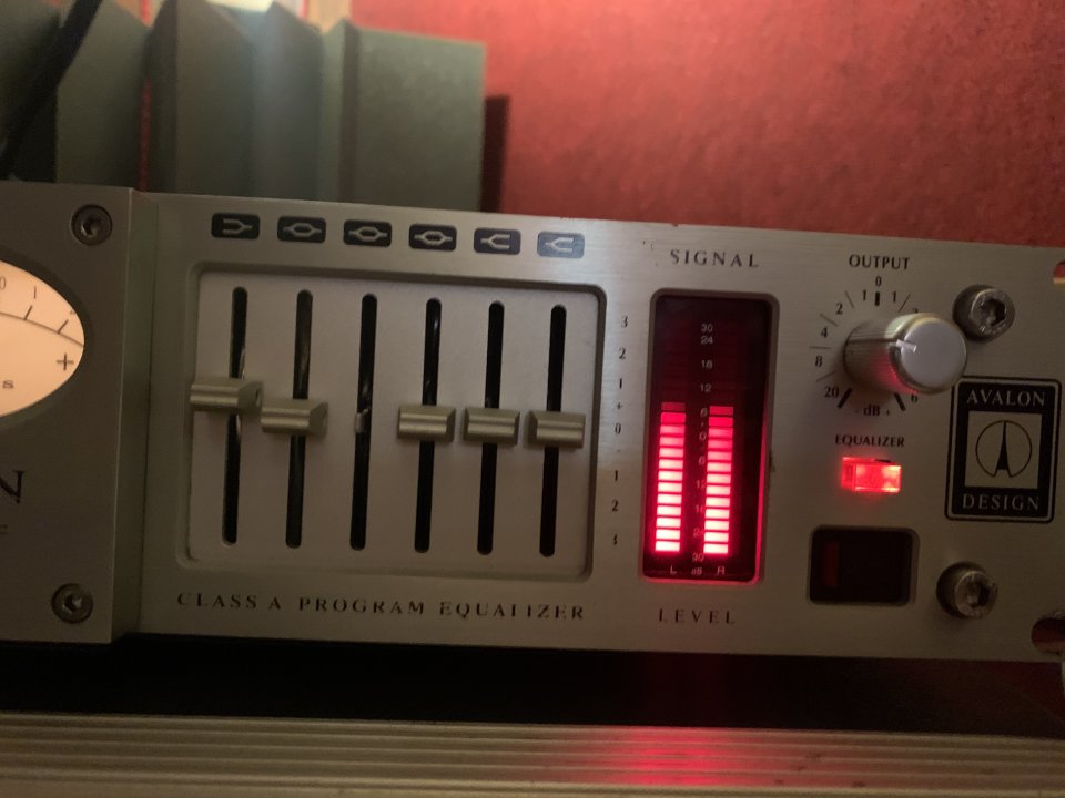 Avalon VT747-sp  - Model de 2005