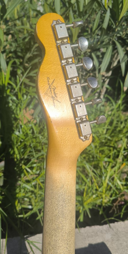Fender Custom 60's telecaster heavy relic ¡COMO NUEVA!