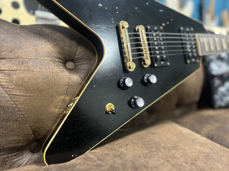 Dirty boy flying v Relic custom de segunda mano · Foto 6 de 8 · Sevilla · 3199 €