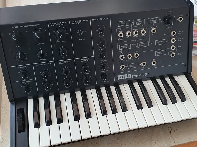 KORG MS-10 Sintetizador Analógico