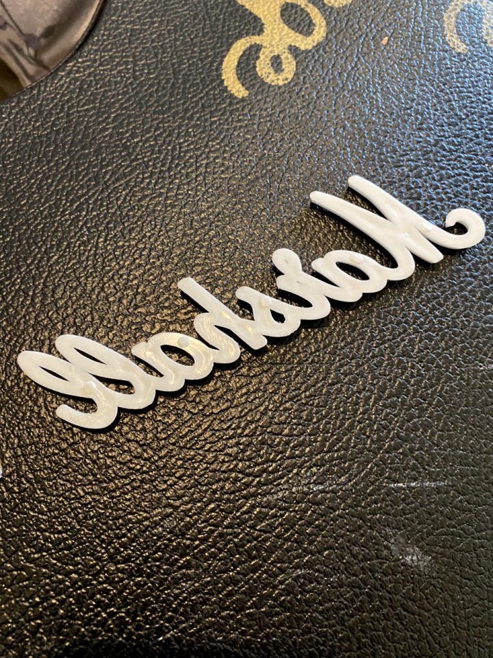Logo Marshall blanco 15cm de segunda mano · Foto 2 de 4 · Barcelona · 15 €