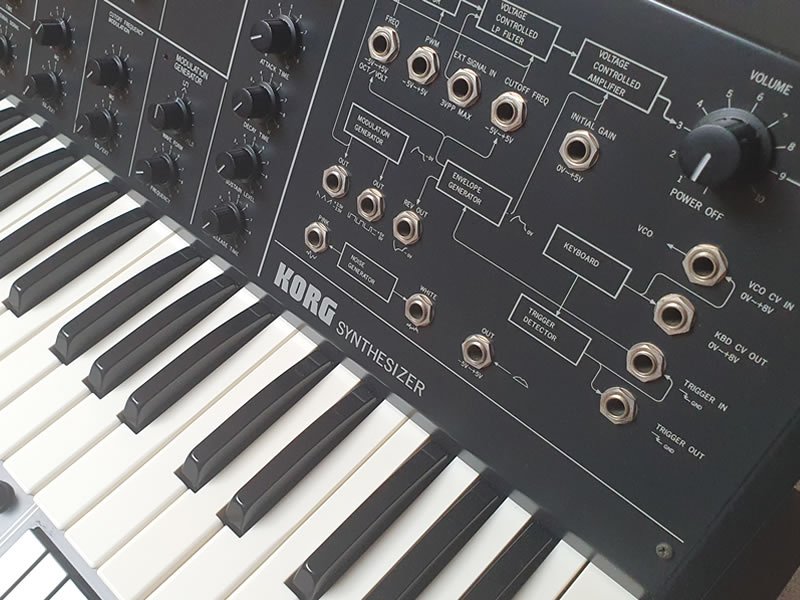 KORG MS-10 Sintetizador Analógico