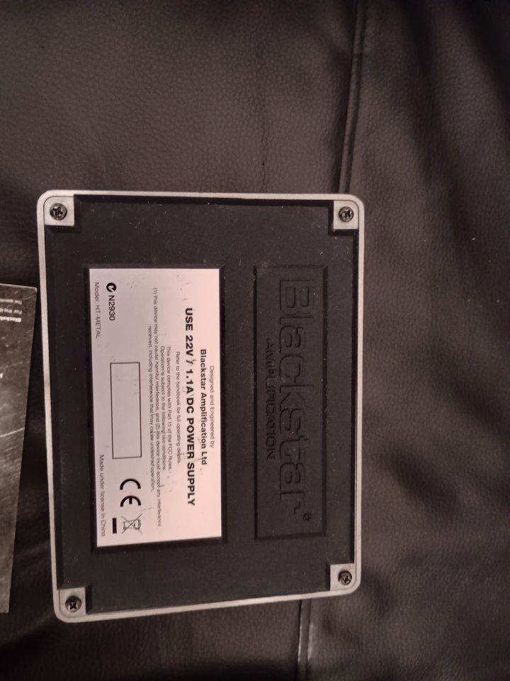 Pedal blackstar HT-Metal de segunda mano · Foto 3 de 4 · Málaga · 100 €