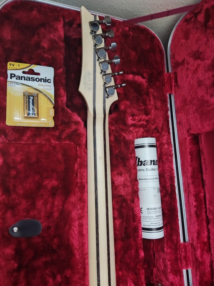 Ibanez RG 5120M - PRT ( Prestige ) 2022 Remate final de segunda mano · Foto 5 de 10 · Barcelona · 1300 €