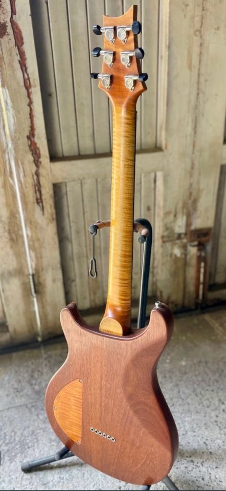 Guitarra artesanal luthier tipo PRS Custom 22 de segunda mano · Foto 2 de 6 · Illes Balears · 1250 €