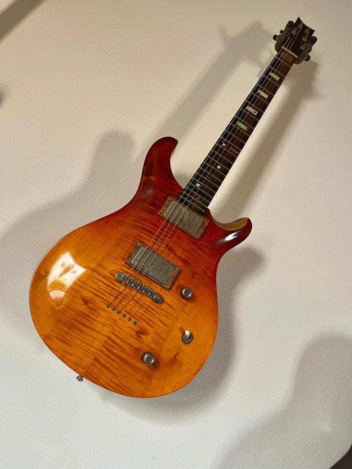 Guitarra artesanal luthier tipo PRS Custom 22 de segunda mano · Foto 3 de 6 · Illes Balears · 1250 €