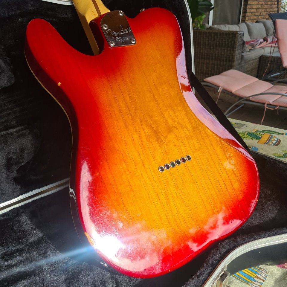 Fender telecaster deluxe 2004