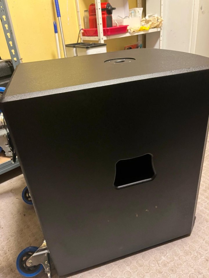 PA Completo Alto TS415 (x2) + Sub TS18S (x1) - En garantía de segunda mano · Foto 7 de 10 · Valencia · 1200 €