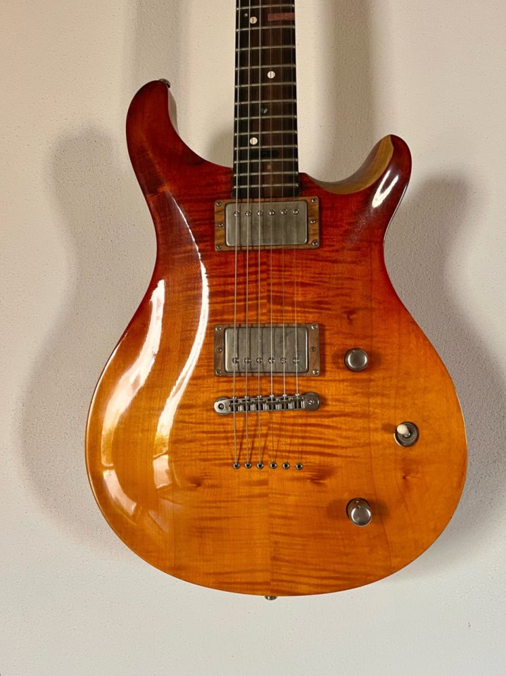 Guitarra artesanal luthier tipo PRS Custom 22 de segunda mano · Foto 6 de 6 · Illes Balears · 1250 €