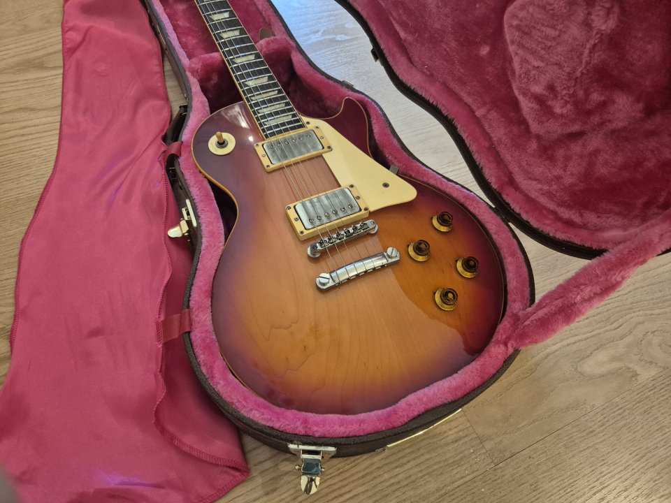 Greco Les Paul Mint Collection 1982 de segunda mano · Foto 1 de 7 · A Coruña · 1400 €