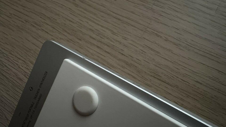 Teenage Engineering OP-1 field de segunda mano · Foto 5 de 5 · Madrid · 1325 €