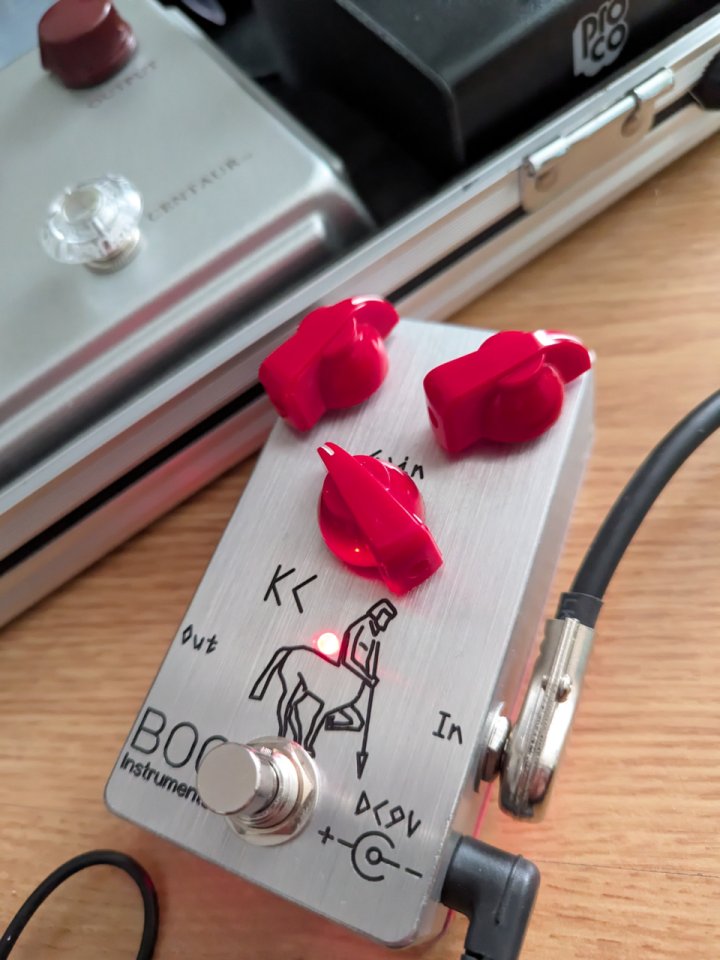 Pedal Guitarra BOO KC / clon del Klon Centaur de segunda mano · Foto 1 de 8 · Araba · 89 €