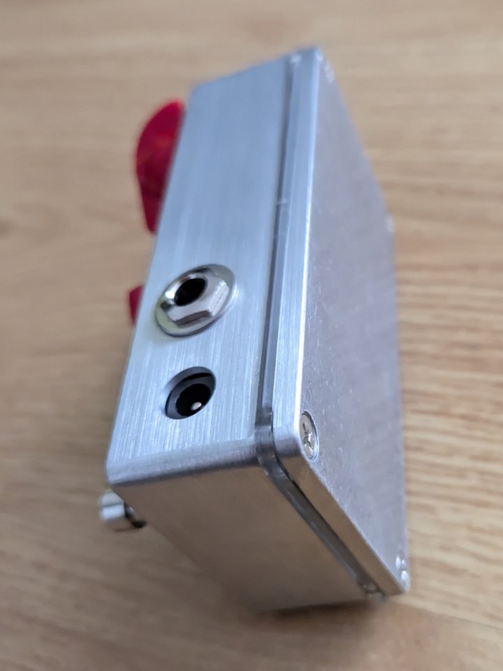 Pedal Guitarra BOO KC / clon del Klon Centaur de segunda mano · Foto 3 de 8 · Araba · 89 €