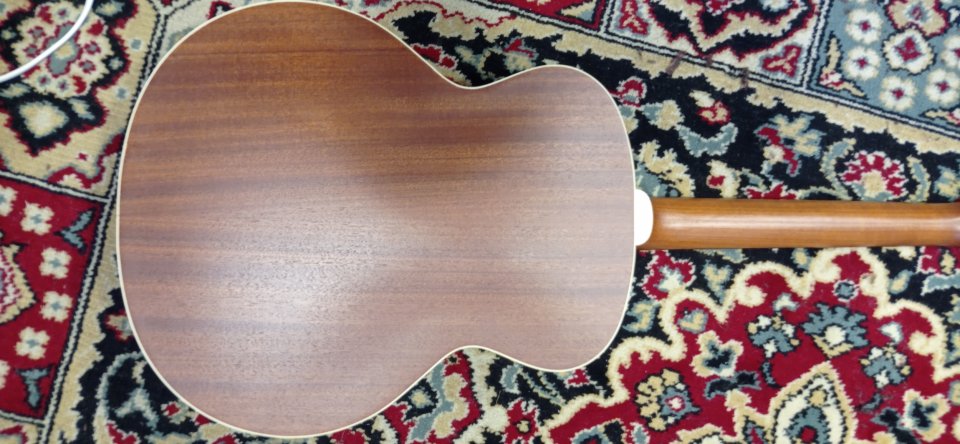 Electroacústica Guild mini Jumbo de segunda mano · Foto 4 de 6 · A Coruña · 320 €