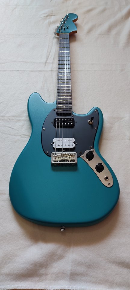 PINTA tu Guitarra Eléctrica! de segunda mano · Foto 2 de 10 · Cantabria · 250 €