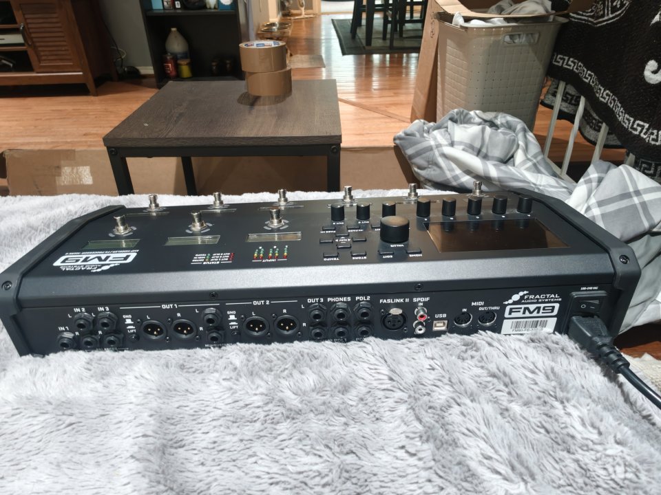 Fractal Audio FM9 Mark II Turbo + Cabs packs & IRs extra de segunda mano · Foto 4 de 4 · Madrid · 1750 €