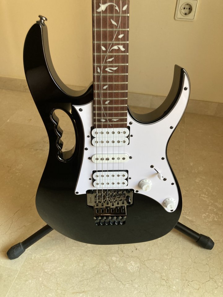 Ibanez Jem junior de segunda mano · Foto 9 de 10 · Alicante · 330 €