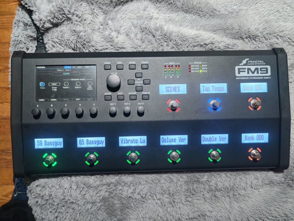 Fractal Audio FM9 Mark II Turbo + Cabs packs & IRs extra de segunda mano · Foto 3 de 4 · Madrid · 1750 €