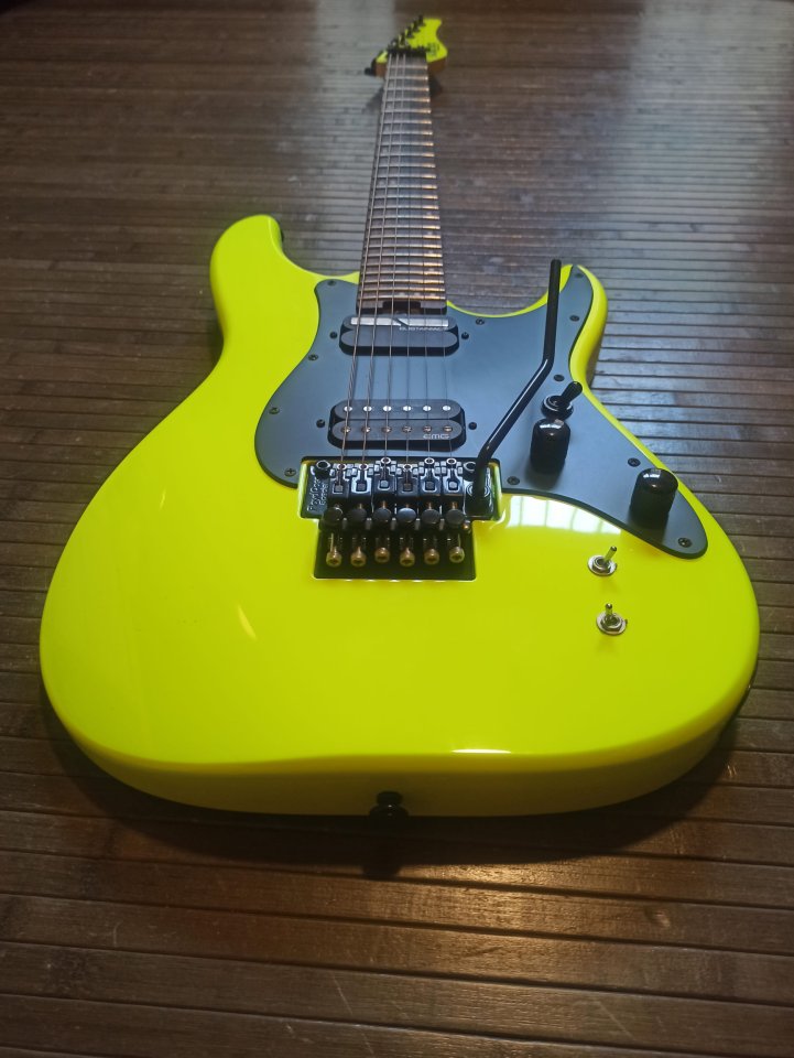 Schecter Sustainiac Sun Valley Super Shredder FRS