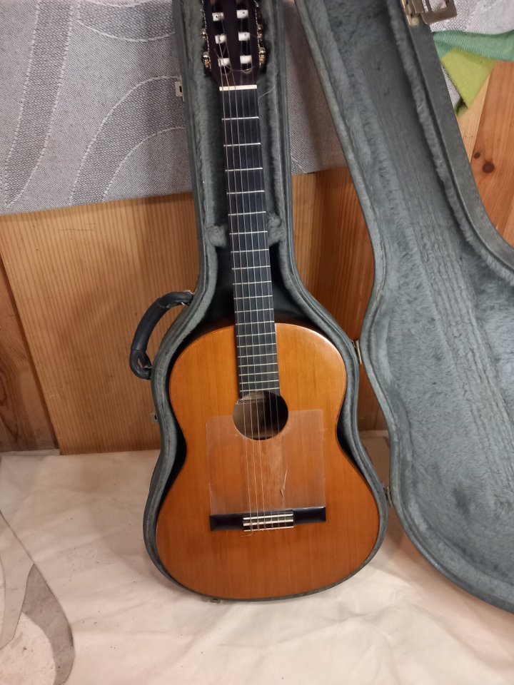 Guitarra Flamenca de segunda mano · Foto 4 de 10 · Córdoba · 1000 €