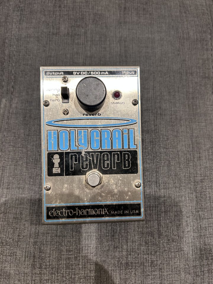 Holy Grail V1 ELECTRO HARMONIX de segunda mano · Foto 1 de 7 · Asturias · 130 €