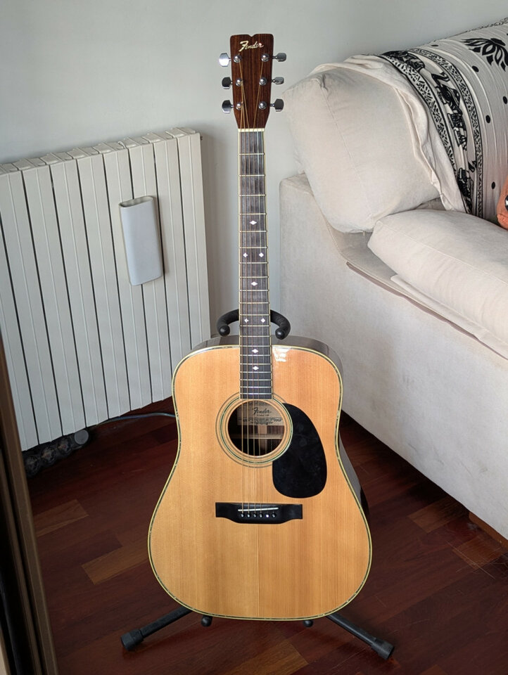 Fender F-65 (1979) acústica