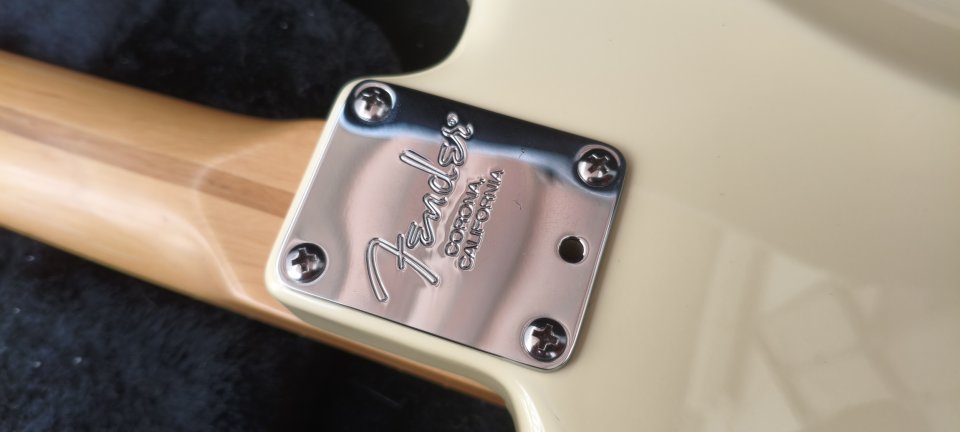 Fender Stratocaster American Special Olympic White (Buttercream) NOS / 2002 de segunda mano · Foto 7 de 10 · Sevilla · 1500 €