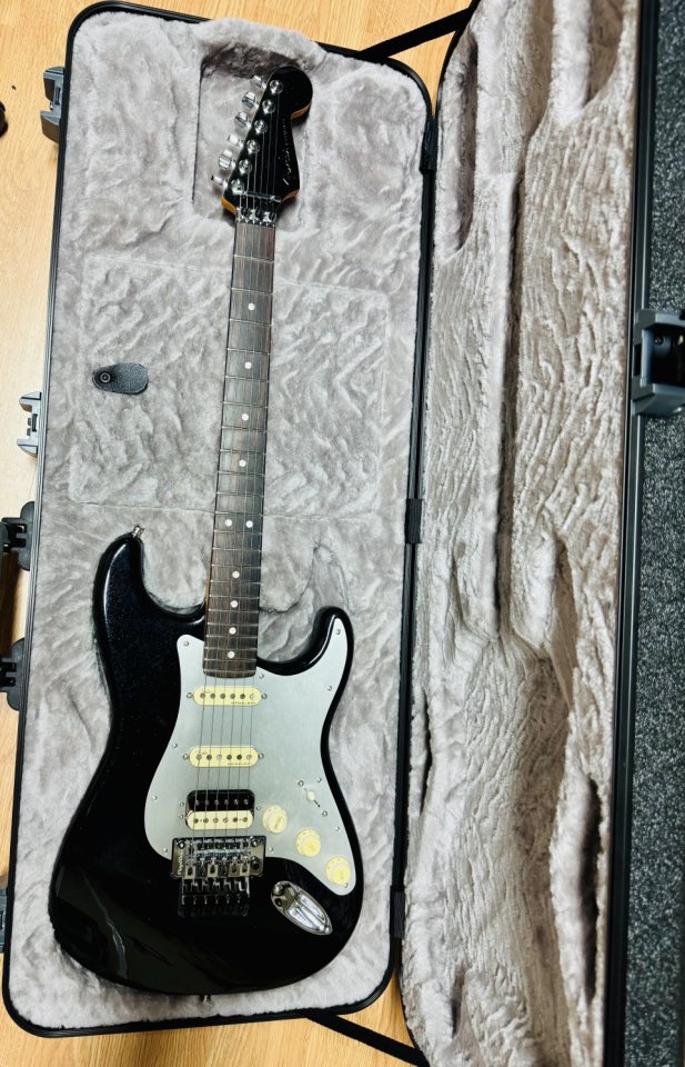 Fender American Ultra Luxe Cambio dentro