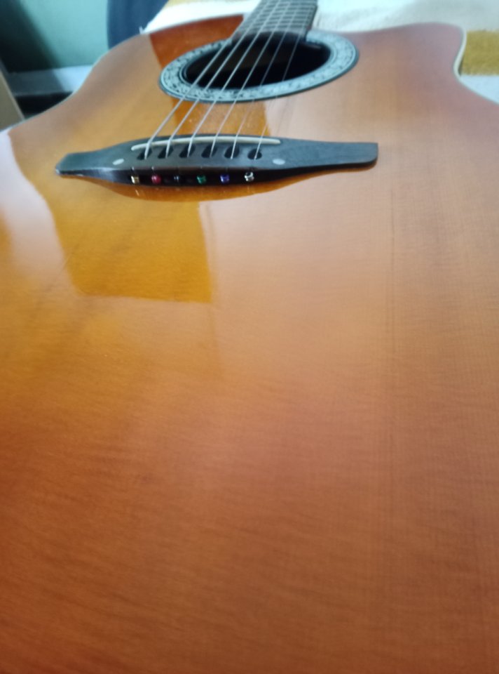 Ovation Balladeer 1861 USA de segunda mano · Foto 3 de 8 · Salamanca · 500 €