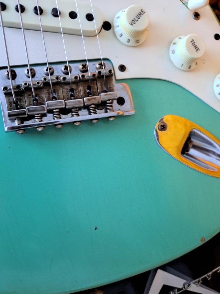 Fender Stratocaster CS 59 Limited Edition Journeyman Seafoam Green de segunda mano · Foto 2 de 10 · Madrid · 3500 €