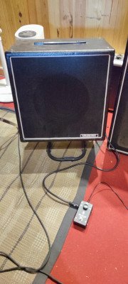 Pantalla HB oversize Eminence y etapa 100w Thunder99