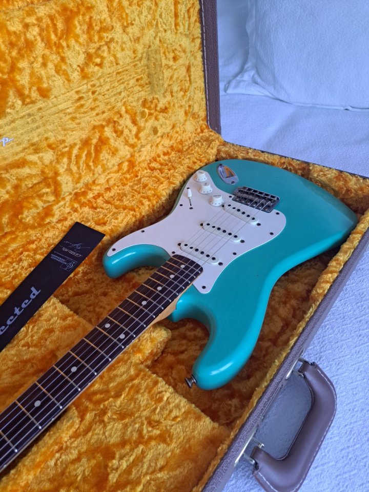 Fender Stratocaster CS 59 Limited Edition Journeyman Seafoam Green de segunda mano · Foto 3 de 10 · Madrid · 3500 €