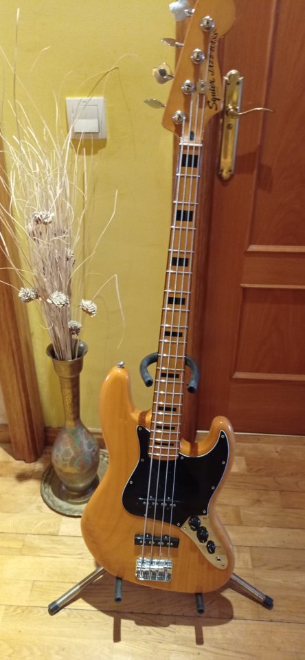 Fender Squier Classic Vibe 70 Jazz bass