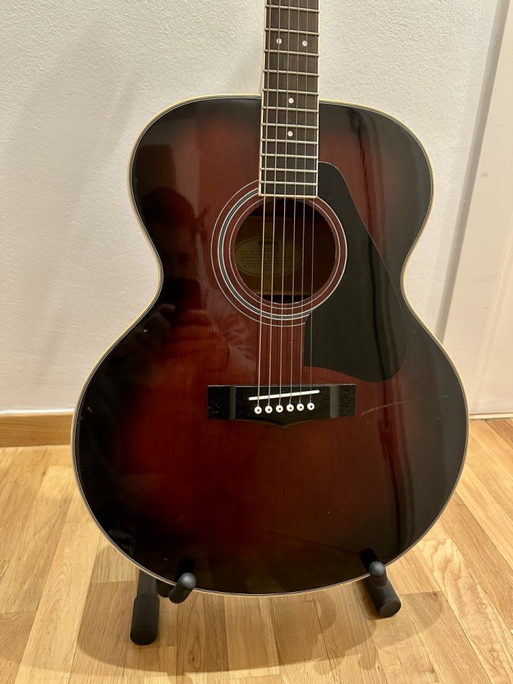 Guitarra acústica Yamaha CJ 818 SB