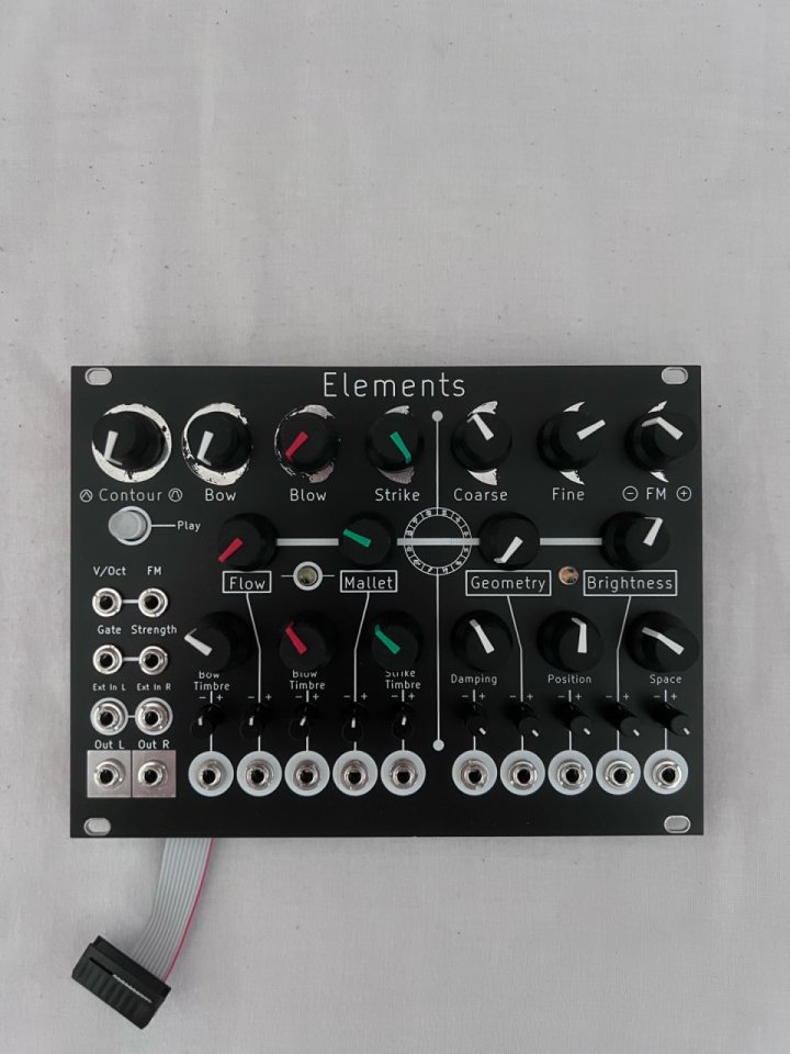 Mutable instruments elements clone de segunda mano · A Coruña · 160 €